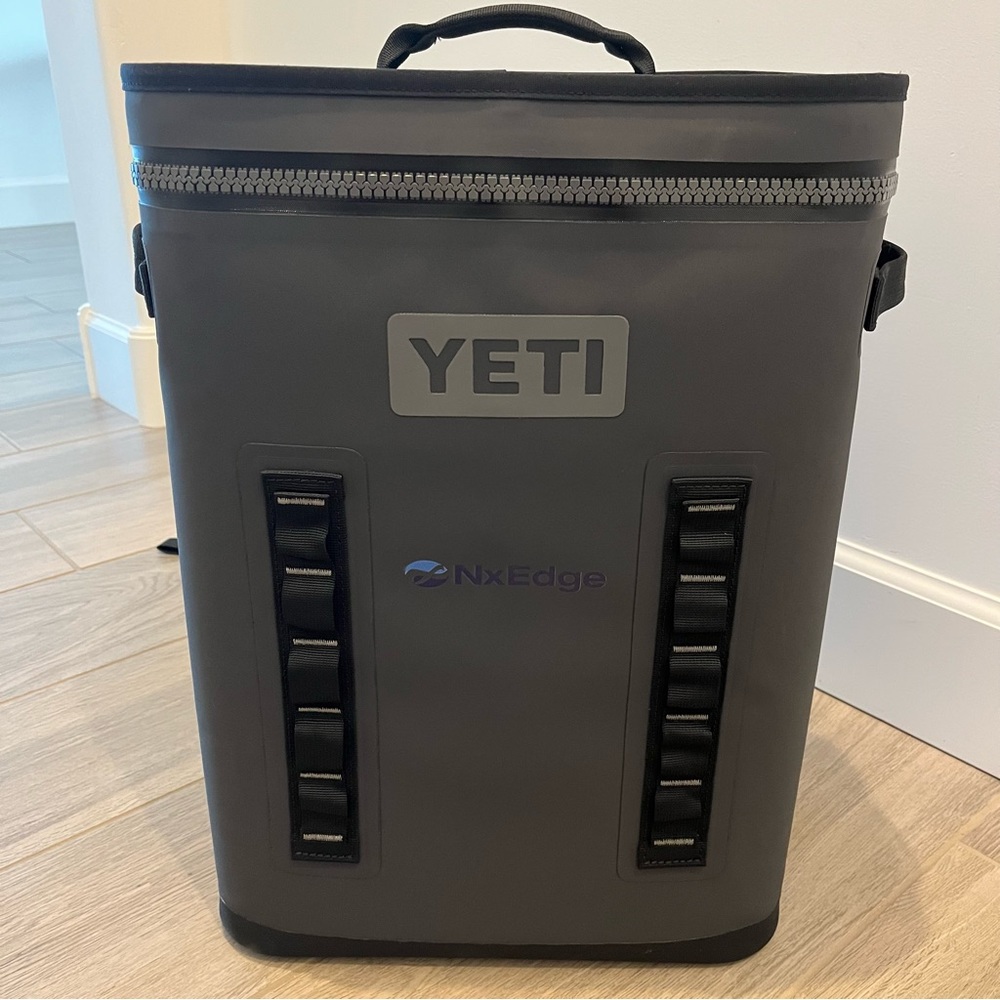YETI Hopper BackFlip 24 soft cooler